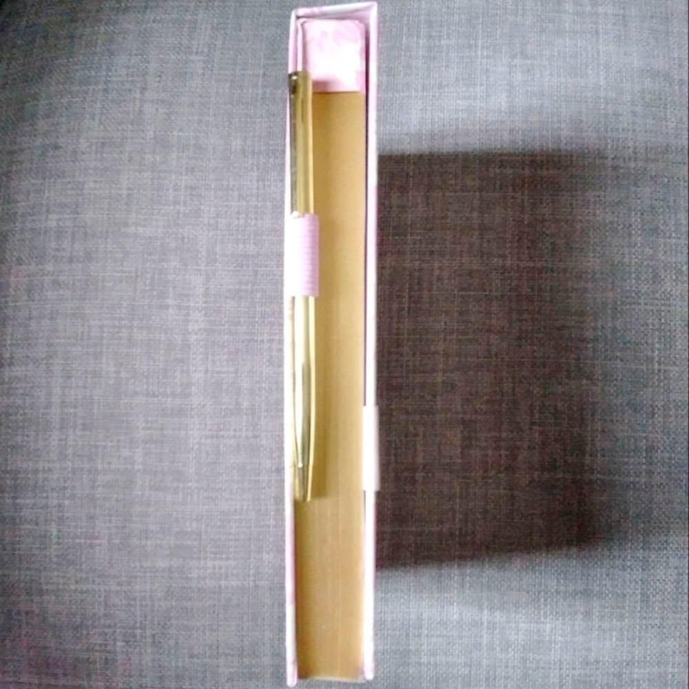 New Laura Ashley deluxe floral notes flip pad and pen set - Picture 5 of 5
